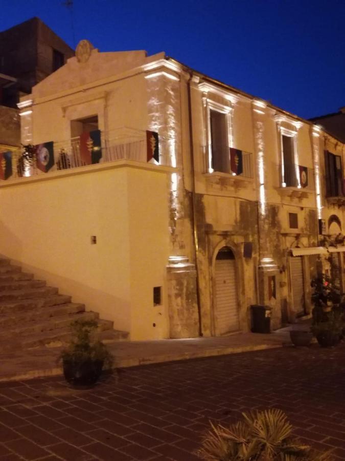 Bed and Breakfast Casa Dei Giurati Палаццоло-Акреиде Экстерьер фото