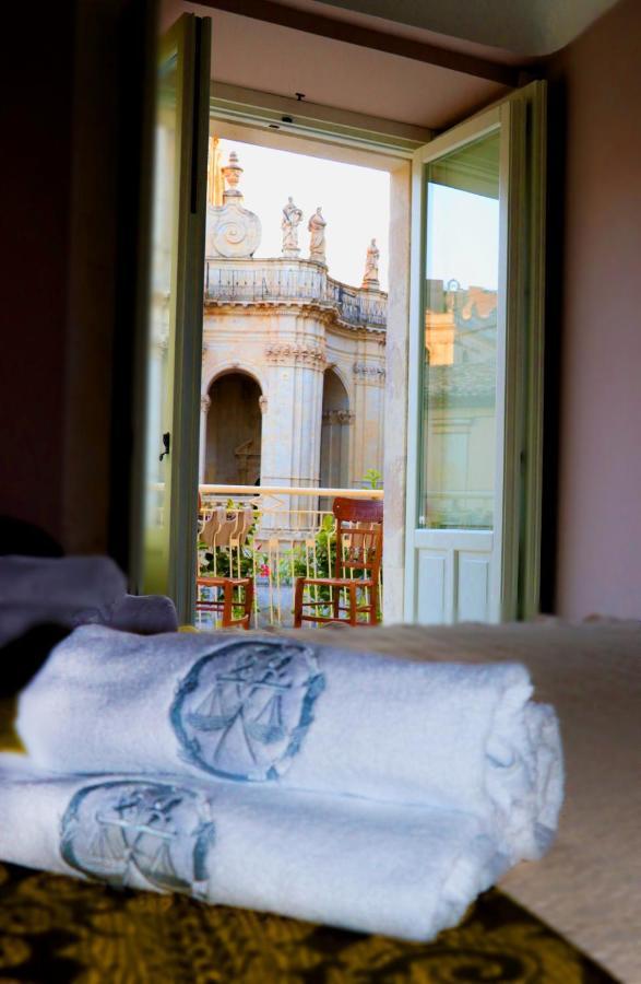 Bed and Breakfast Casa Dei Giurati Палаццоло-Акреиде Экстерьер фото